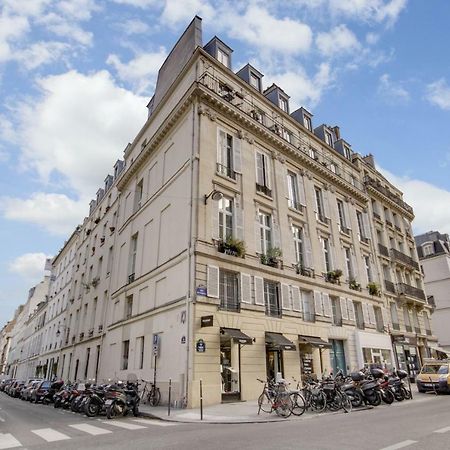 3 People - Place Des Vosges Paris By Weekome Esterno foto