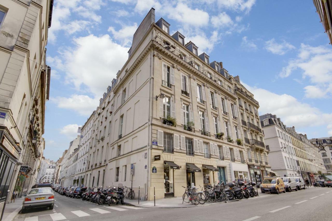 3 People - Place Des Vosges Paris By Weekome Esterno foto